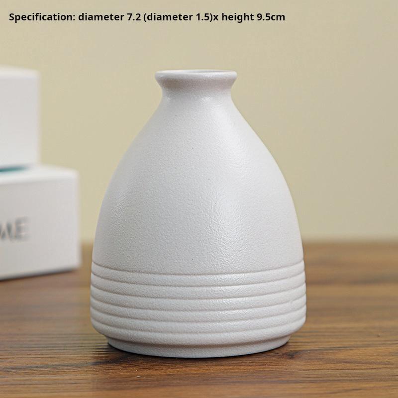 Casual White Ceramic Tabletop Vase Small Home Desktop Decoration Art Design for Flower Arrangement