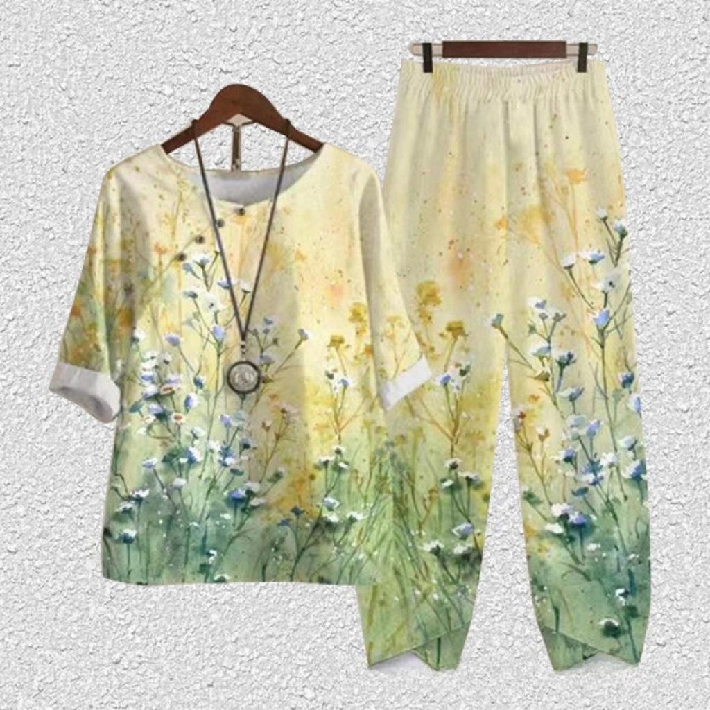 Women's Loose Fit Floral Printed Two Piece Outfit Half Sleeve T-Shirt Elastic Waist Pantsuit