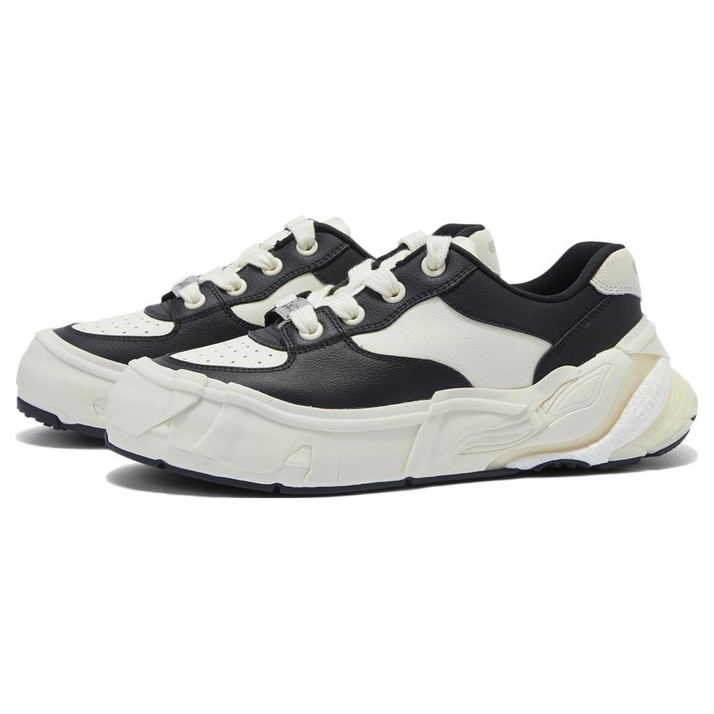 Li Ning Wu Ji BR Comfortable Non-Slip Wear-Resistant Low-Top Skate Shoes Women skate shoes Black White AZGT084-3