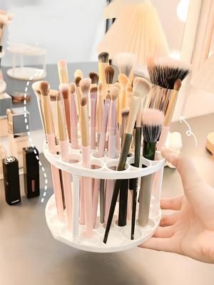 כלים ואביזרים – ארגוניות מעוצבות לאיפור