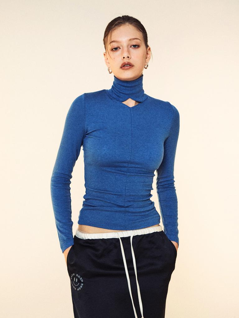 RENNESMIA Diamond Slit Wool Turtleneck _ Blue