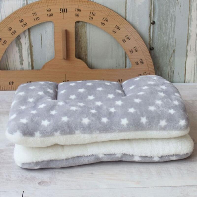 Pet Dog Cushion 35x27 Baby s Breath