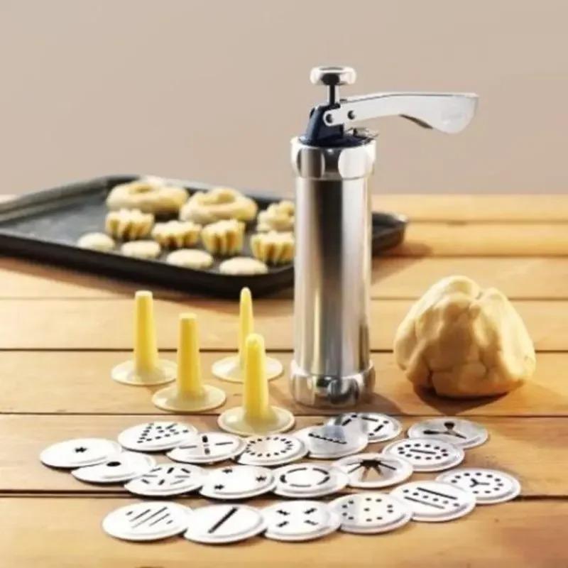 Stainless Steel Cake Decorating Kit With 4 Nozzles Tips,cream Extruder For Baking Cookies Cupcake, Kitchen Baking Tools