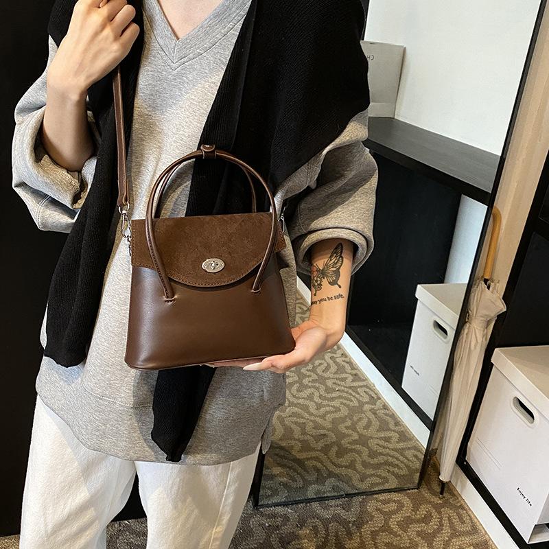 Textured Going Out Small Bag Bag Women's Autumn and Winter Casual Shoulder Crossbody Bucket Bag Suede Handbag