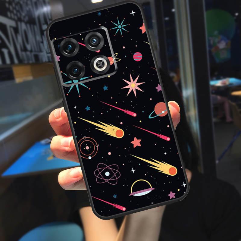 Black White Moon Space Astronaut Funda For OnePlus 10T 8T 9RT 12 13 13R 11 9 10 Pro OnePlus Nord 4 CE 2 3 Lite N20 N30 Case