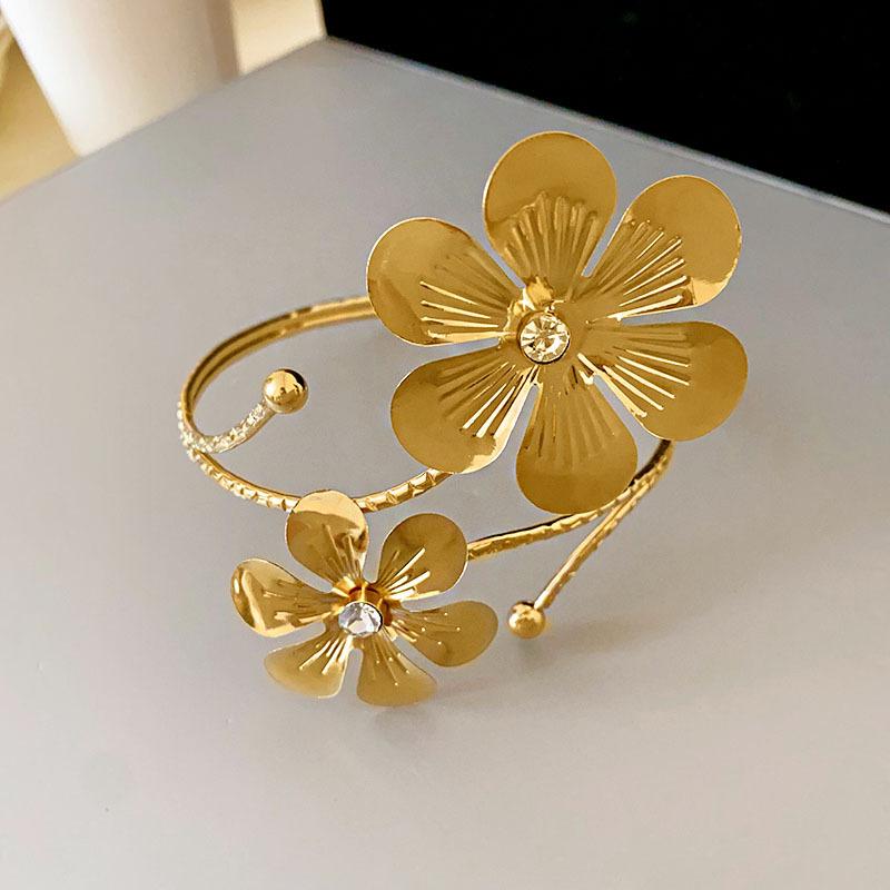 Minimalist Double-Layer Hollow Armlet: European & American Style, Exaggerated & Fashionable High-End Bracelet
