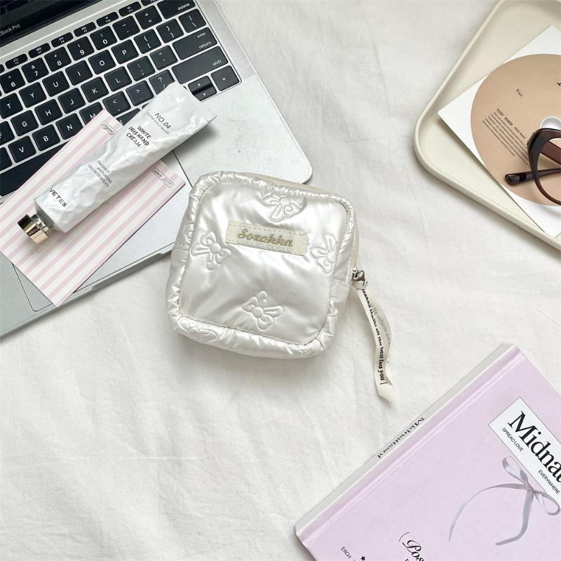 5913 pu love sanitary napkin storage bag student portable small bag mini cosmetic bag storage sanitary bag