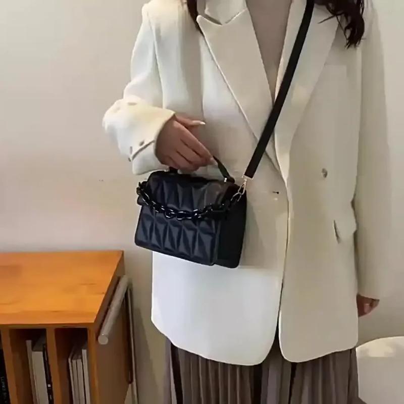 Mini Casual Quilted Crossbody Bag with Magnetic Closure and Adjustable Strap,Small Handbag Tote Shoulder Bag for Women Daily Use