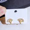 Temperament Imitation Zircon Earrings Design Sense Ginkgo Leaf Stud Earrings Women'S Simple Small Pearl Fan Earrings