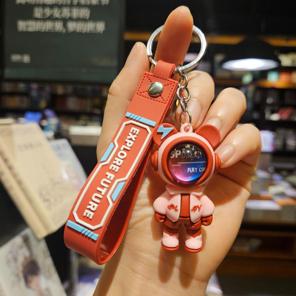 Lightning Bear Space Man Keychain Exquisite Cute Bag Pendant Doll Car Key Chain Fashionable Small Gift Hanging