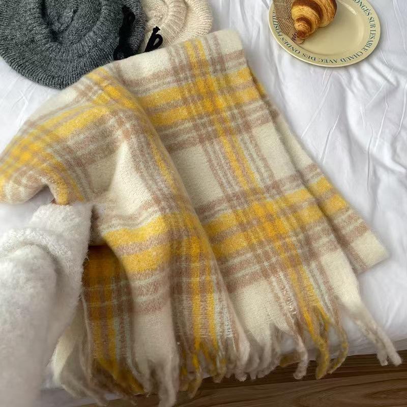 Women's Autumn & Winter Plaid Scarf: Thick Imitation Cashmere Shawl, Solid Color Neck Warmer for Students