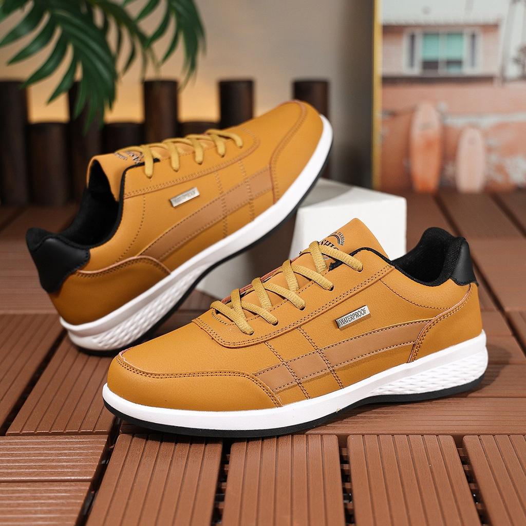 Fashion Men Sneakers Anti Slip Comfort Odor Proof Sports Shoes Men Breathable Leisure Leather Sneakers Run Tennis Shoes Tenis Masculino