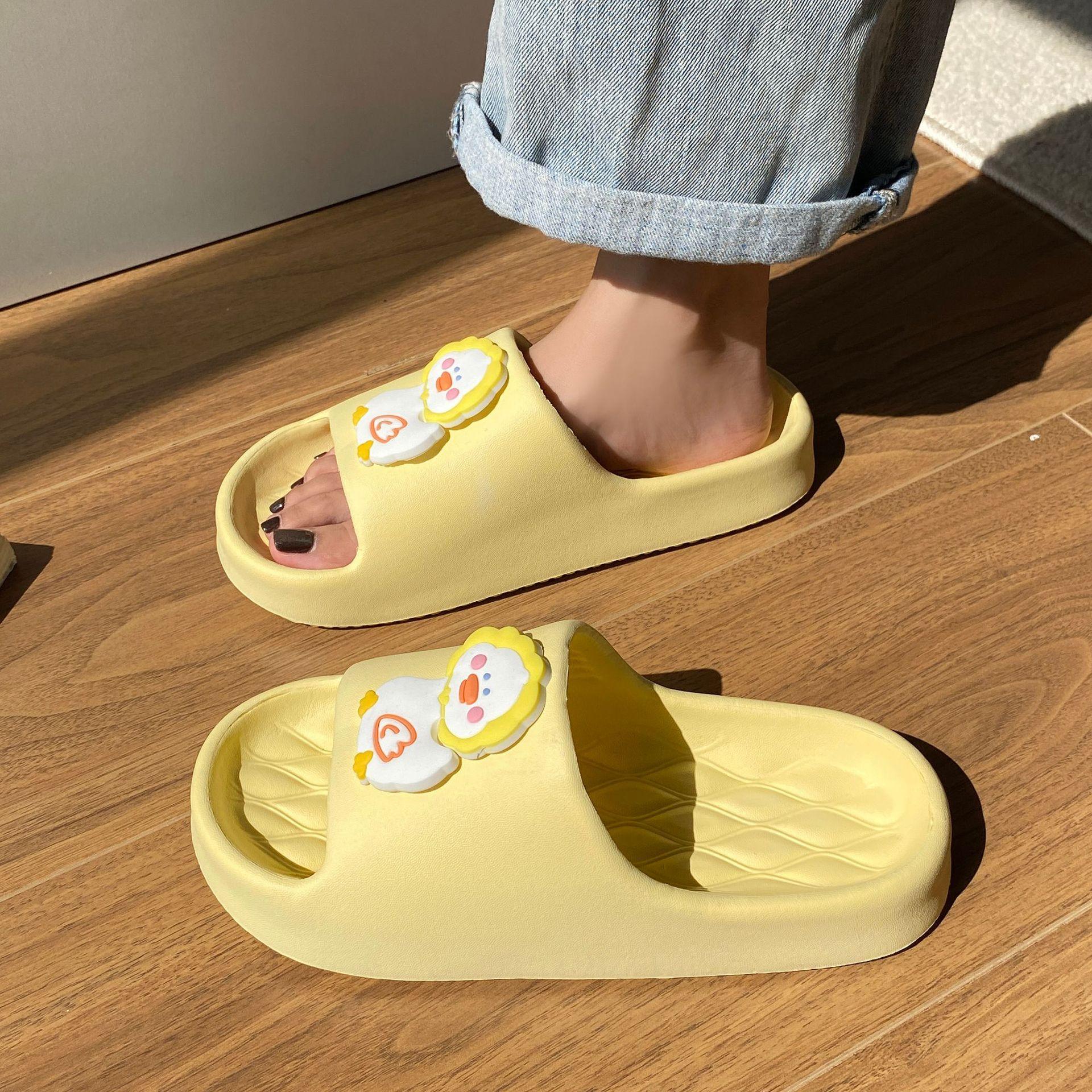 

Тапочки Eva женские 2025 новые домашние тапочки для ванной комнаты для пар с мягкой подошвой Eva классные тапочки женские носят мультяшную обувь 40-41 жёлтый