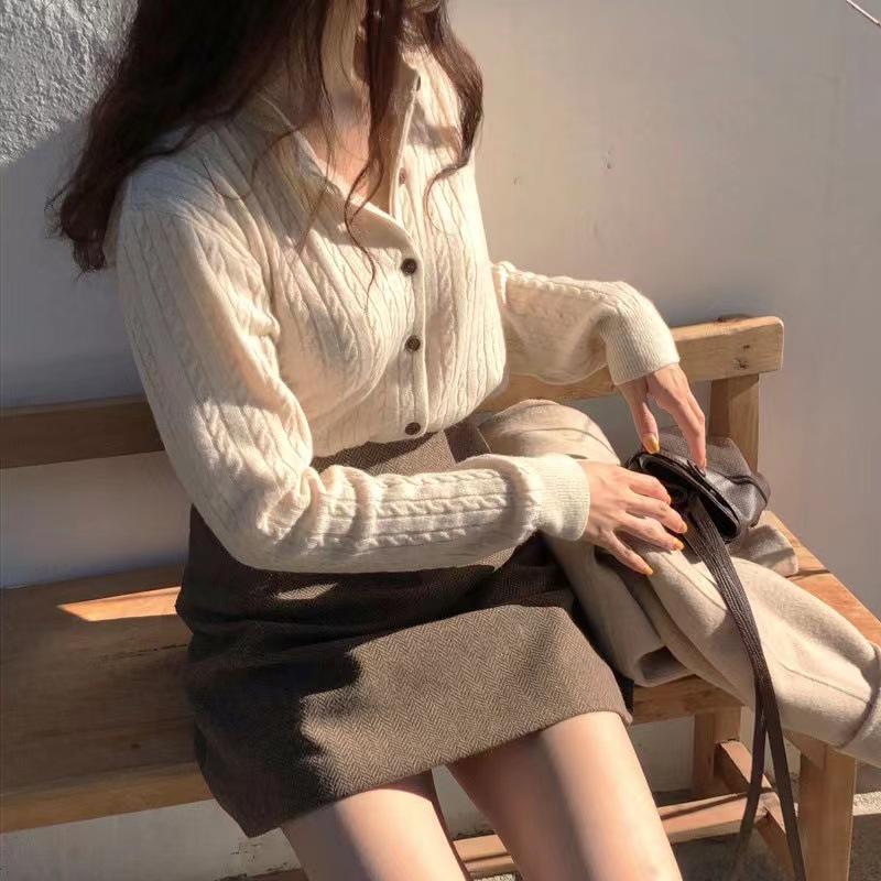 Women's Round Neck Fashion Short Knitted Wool Cardigan Sweater - Perfect with Skirts or As a Shawl-Style Outerwear