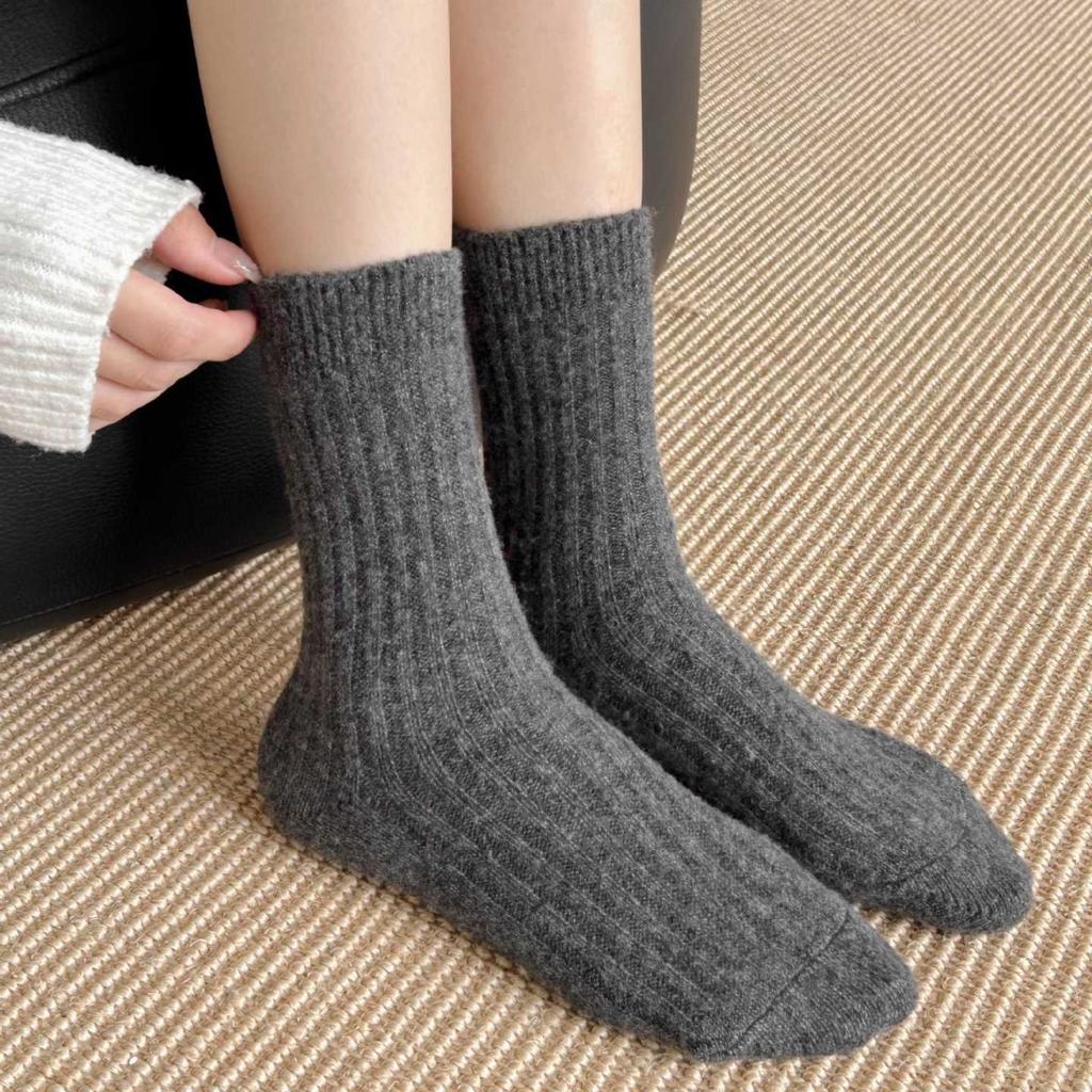 Wide Wool Socks Children'S Season Mid-Tube Socks Double-Needle Thickened Warm White Stacking Socks Winter Confinement Socks