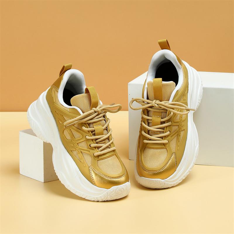 2024 Hot Sale Gold Casual Sneakers Men and Women Running Sports Shoes Designer Platform Trainers Men Trendy Chunky Shoes Unisex