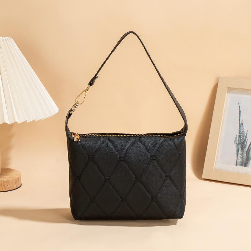 New Soft Versatile Texture Handbag, Rhombic Rust-resistant, Minimalist High-fashion Casual Mid-size