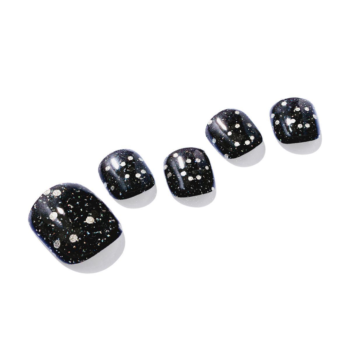Black Swan Gel Pedicure