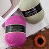 Pure Wool Medium-Thickness Yarn for Hand-Knitted Cardigans, Sweaters, and Scarves.