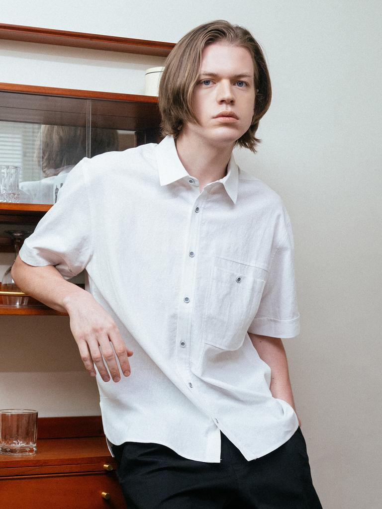 CUSTOMUS Asymmetrical Cut Line Logo Embroidery Short Sleeve Shirt Cxs24Mwsh488 Whi