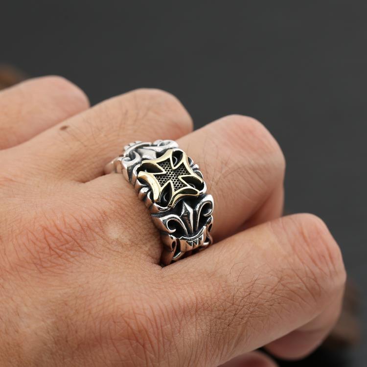 Men Hip Pop Embossed Cross Open Ring
