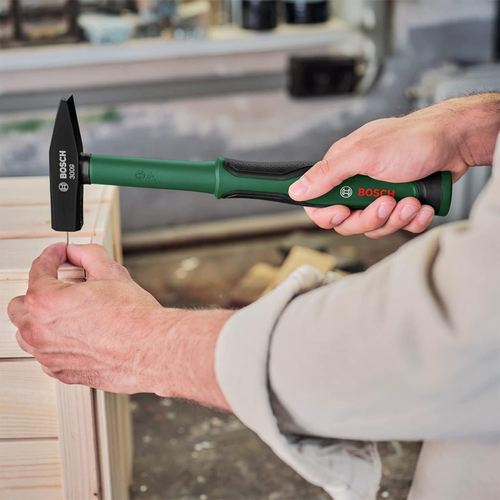 Bosch Hand Tool Series Hammer 1600A032UW [300g head weight, low-vibration fiberglass core for maximum impact efficiency and soft grip]