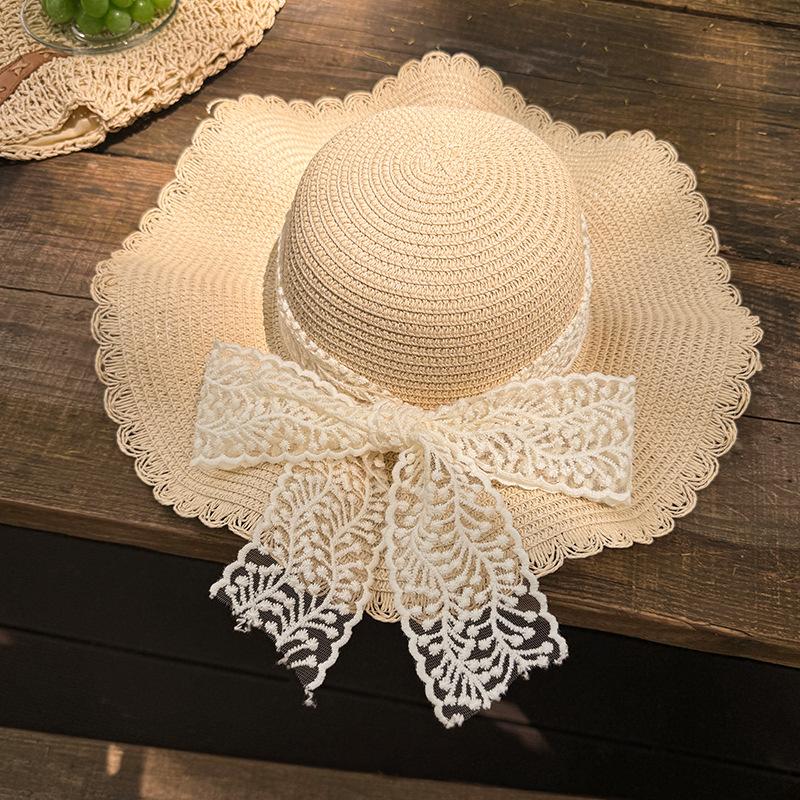 Strohhut mit flachem Oberteil, Damen-Sommervisier mit Band, vielseitiger Stroh-Mode-Zylinder aus Satin, Strandhut