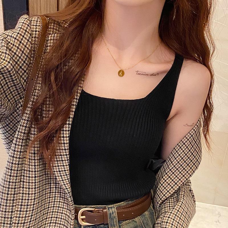 Knit Vest with Women's Summer New Wear Coffee Color Halter Bottom French Design Sense of Top