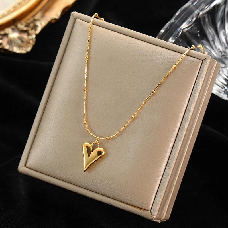 Love Necklace For Women In Summer, Light Luxury Niche Collarbone Chain, Simple Temperament, High-End Neck Chain Accessory