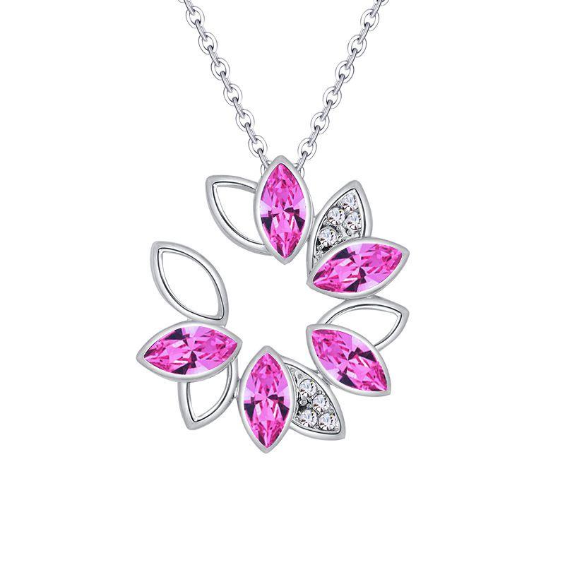 Stunning Multicolor Ladies Fashion Wreath Rhinestone Necklace Love Pendant Jewelry