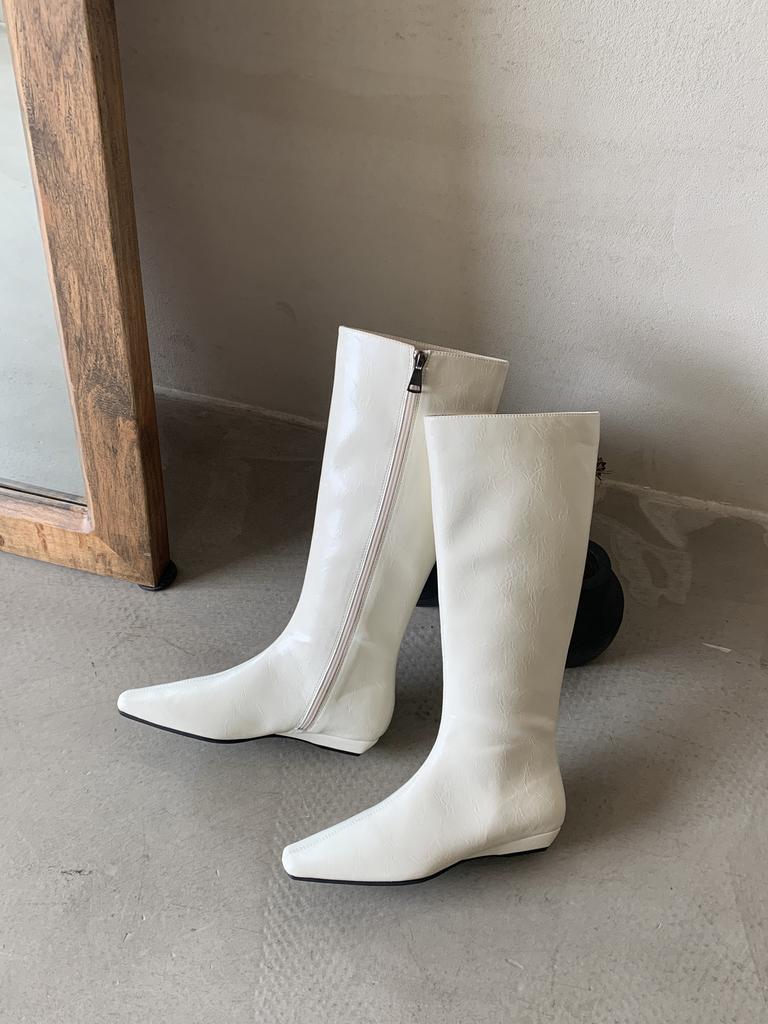 European and American Square Head Soft Leather Personalized Knight Boots 2025 Autumn and Winter Niche Thin Boots But Knee Small Slope Heel Fashion Boo