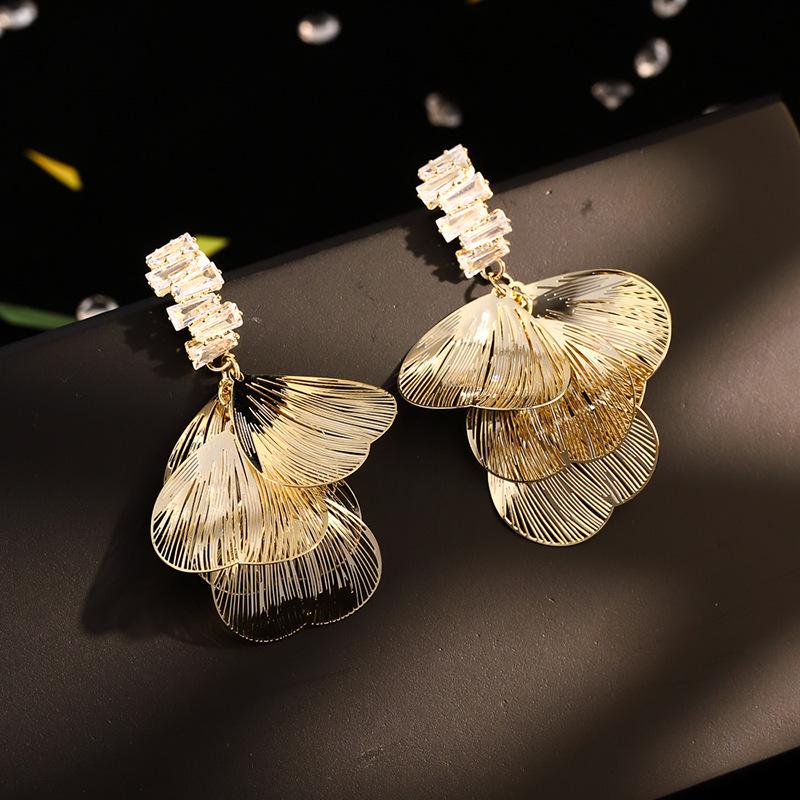925 Silver Needle Flower Crystal Earrings, Korean Style High-End Zircon Studs, Sweet Dopamine Design for Women