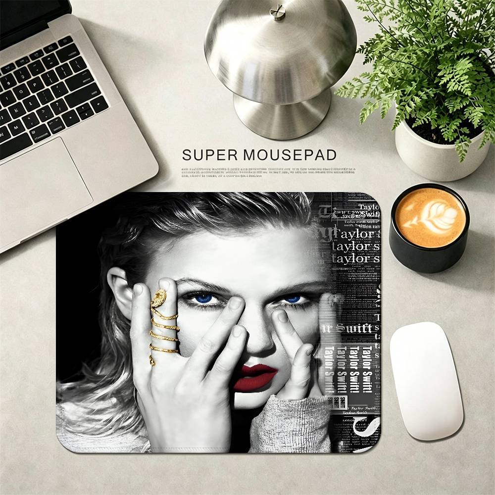 Singer T-Taylor-S-Swift-ES T-TTPD 25x29cm Small Office Student Gaming Thickened Pad Non-slip Cushion Mouse Pad Writing Desk Mats
