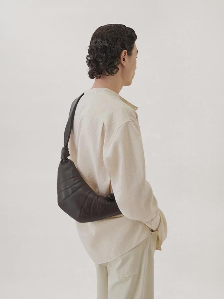 Prawdziwa Torba Croissant ze Skóry Owczej 2024: Nowa torba listonoszka o teksturze skóry w neutralnym, swobodnym stylu