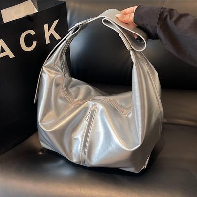 Commuter Handbag Women's New Versatile Shoulder Bag Large-capacity Commuter Tote Bag