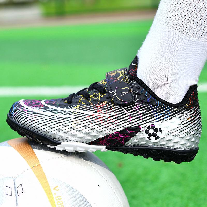 Cheap kids soccer boots broken nails student training shoes Velcro short spikes artificial grass children's foot training shoes