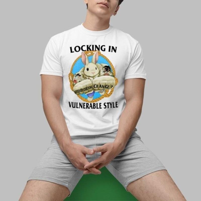 

Rabbit Locking In Vulnerable Style Why Did Your Tone Change T Shirt Size S To 5 Xl 5XL різнокольоровий