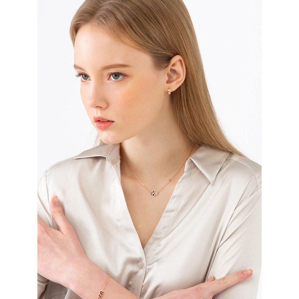 Stone Flower Necklace Elbrnn158