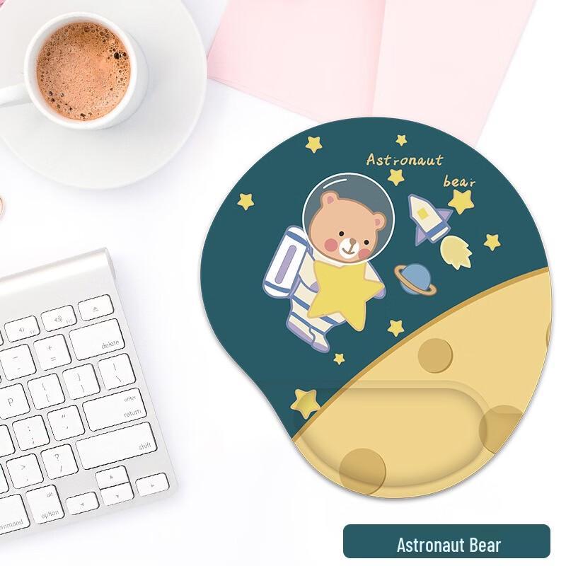 Fumade Astronaut Bear Wrist Rest Mouse Pad