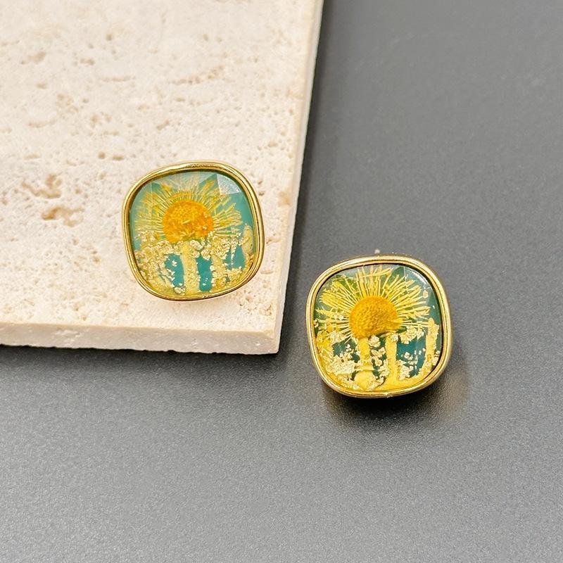 

Design Haute Earrings Camellia Vintage Earrings Peacock