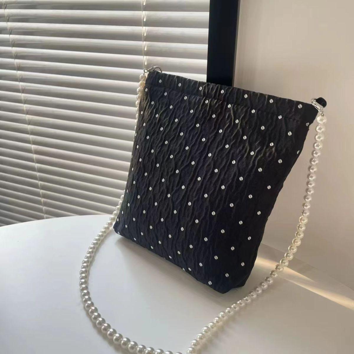 

Весна/Лето 2025 Новый Стиль Темперамент Цепочка Одно плечо Женская Мода Универсальная Сумка для мобильного телефона Сумка для хранения чёрный