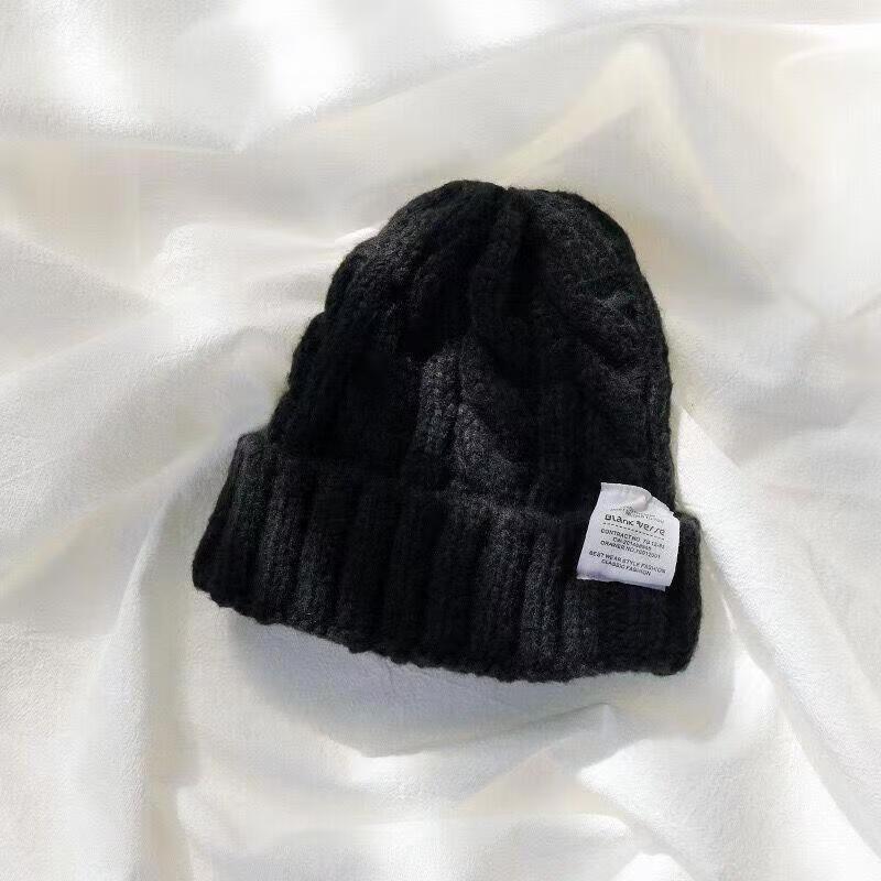 Women s Autumn/Winter Knitted Beanie Hat