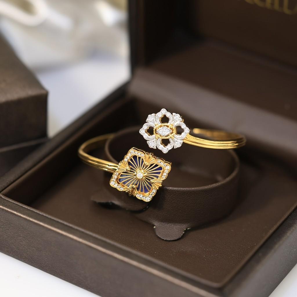 Italian high-end jewelry brand retro palace wind belt diamond brushed four leaf clover shell agate jade bangle V material