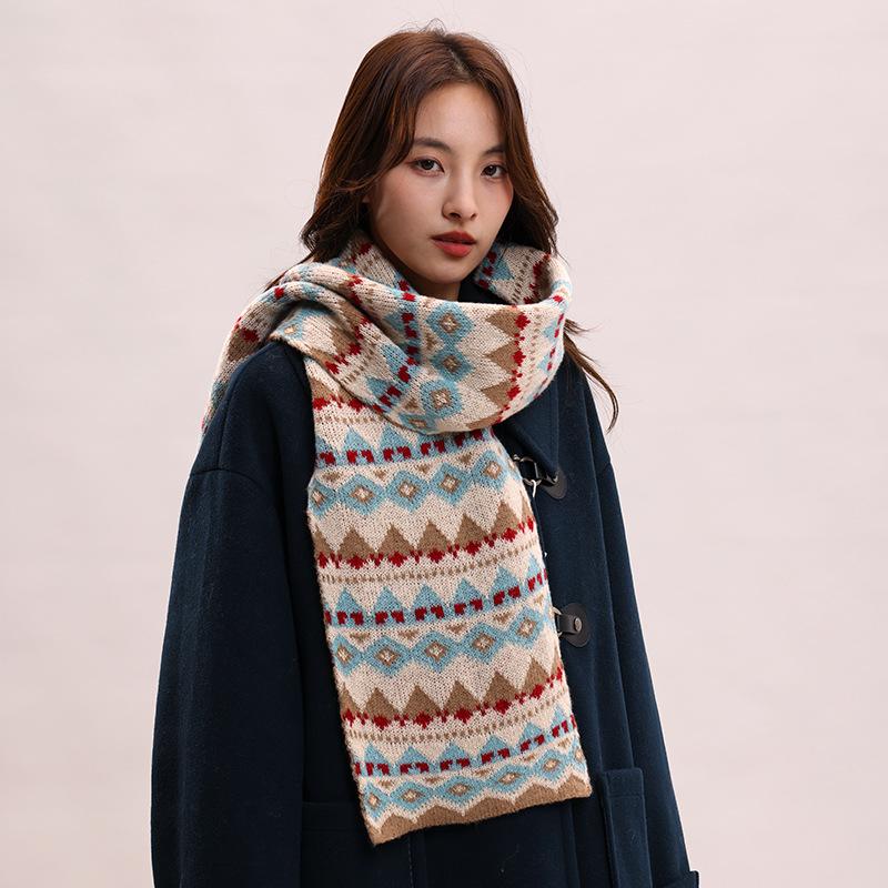 Women's Korean Style Autumn/Winter Jacquard Scarf & Hat Set – Versatile Shawl and Neck Warmer for Couples and Students