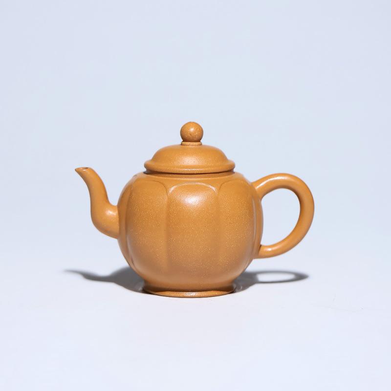 

Lotus Palace Lantern Yixing Zisha Teapot by Famous Artist - Elegant Golden Zhu Mud Handmade Utensil оранжевый