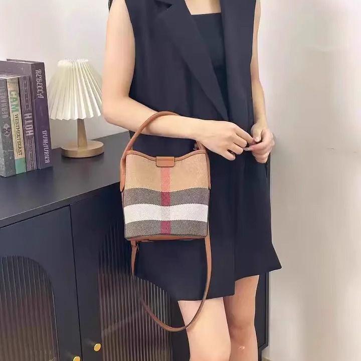 Versatile Women’s Plaid Mini Mother-Child Canvas Bucket Handbag - 2025 Shoulder & Crossbody Bag.