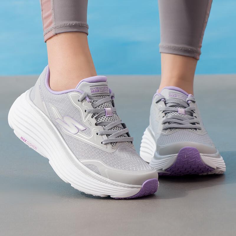 Skechers Women s GO 7/24 Running Shoes 129472-GYLV 5