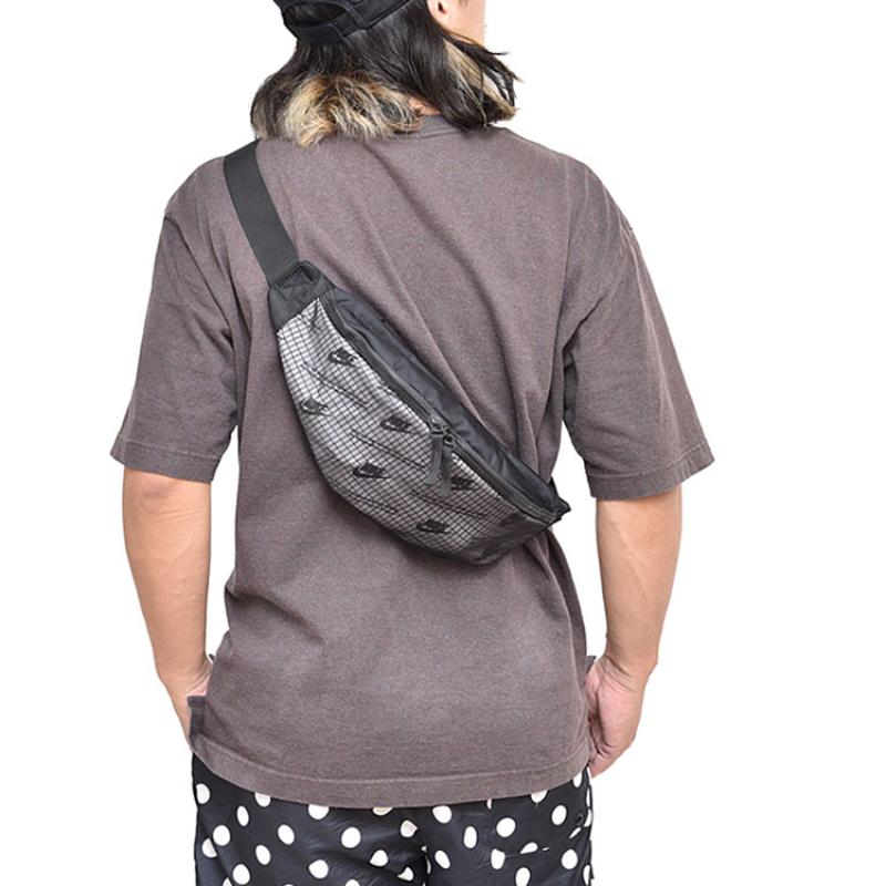 Nike Nylon Fabric Sling Bag Crossbody Bag Fanny Pack Regular Unisex Black Casual CK7446-010