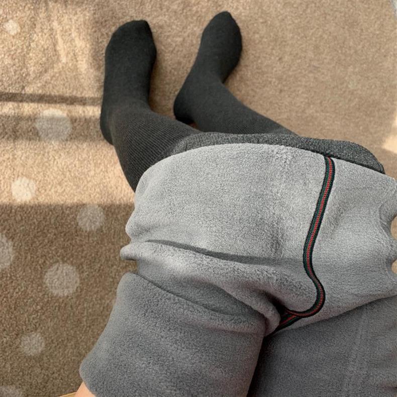 Japan Lanolin Warm Fleece High Waist Stirrup Leggings for Autumn/Winter