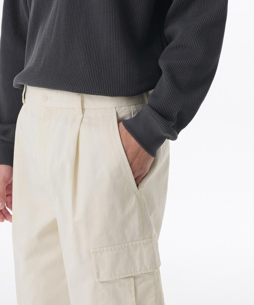 Musinsa Standard One-Pleat Wide Cargo Pants [Cream]